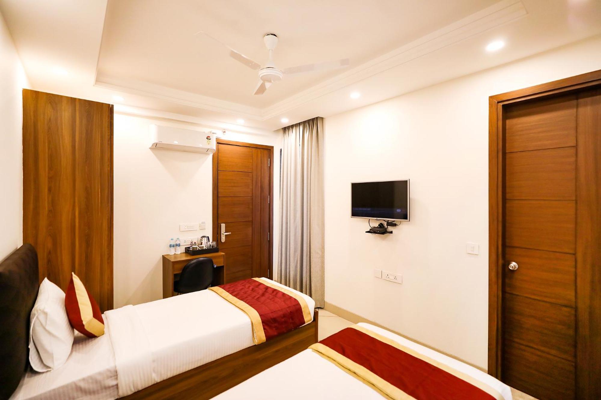Fabhotel La Paz Stay B&B 뉴델리 외부 사진