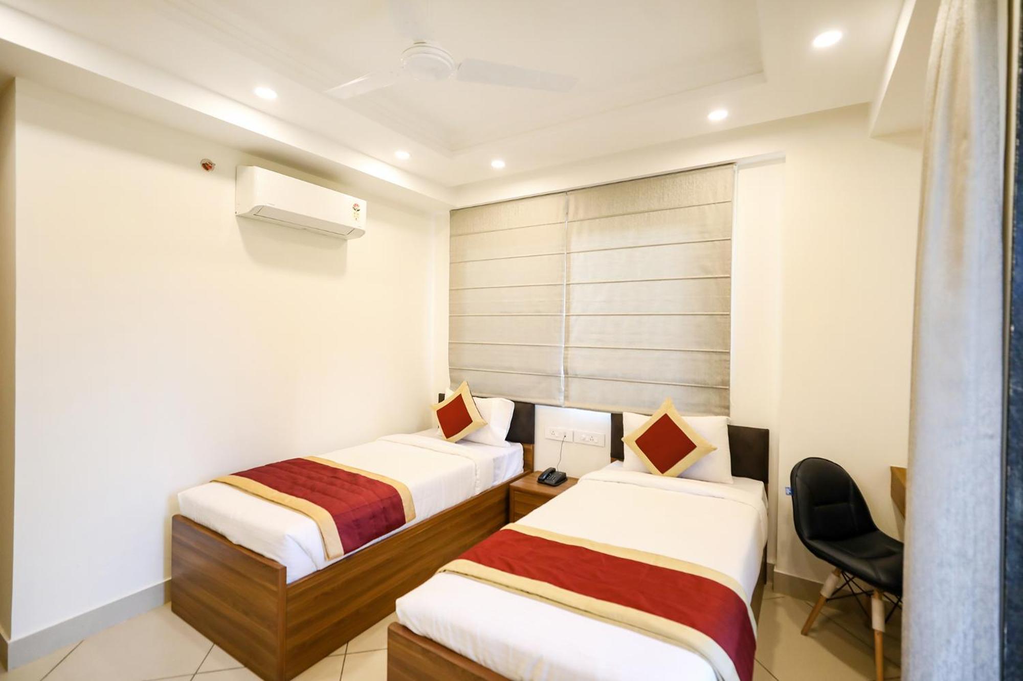 Fabhotel La Paz Stay B&B 뉴델리 외부 사진